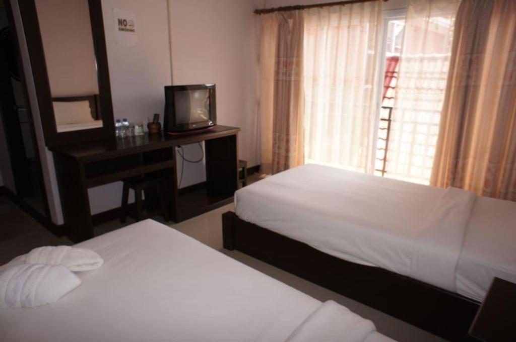 Phou Ang Kham 2 Hotel Vang Vieng Exterior foto